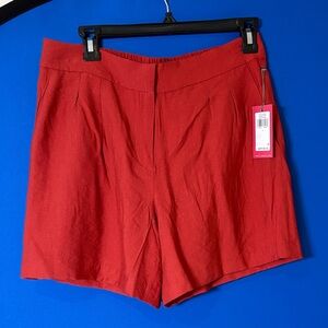 NWT! Vince Camuto “Delicate Ditsy” Ladies Linen Shorts in Chili Red SZ 4 😍